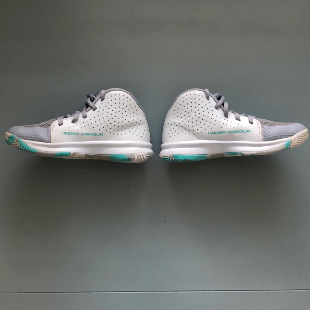 Kids Basketball Shoes